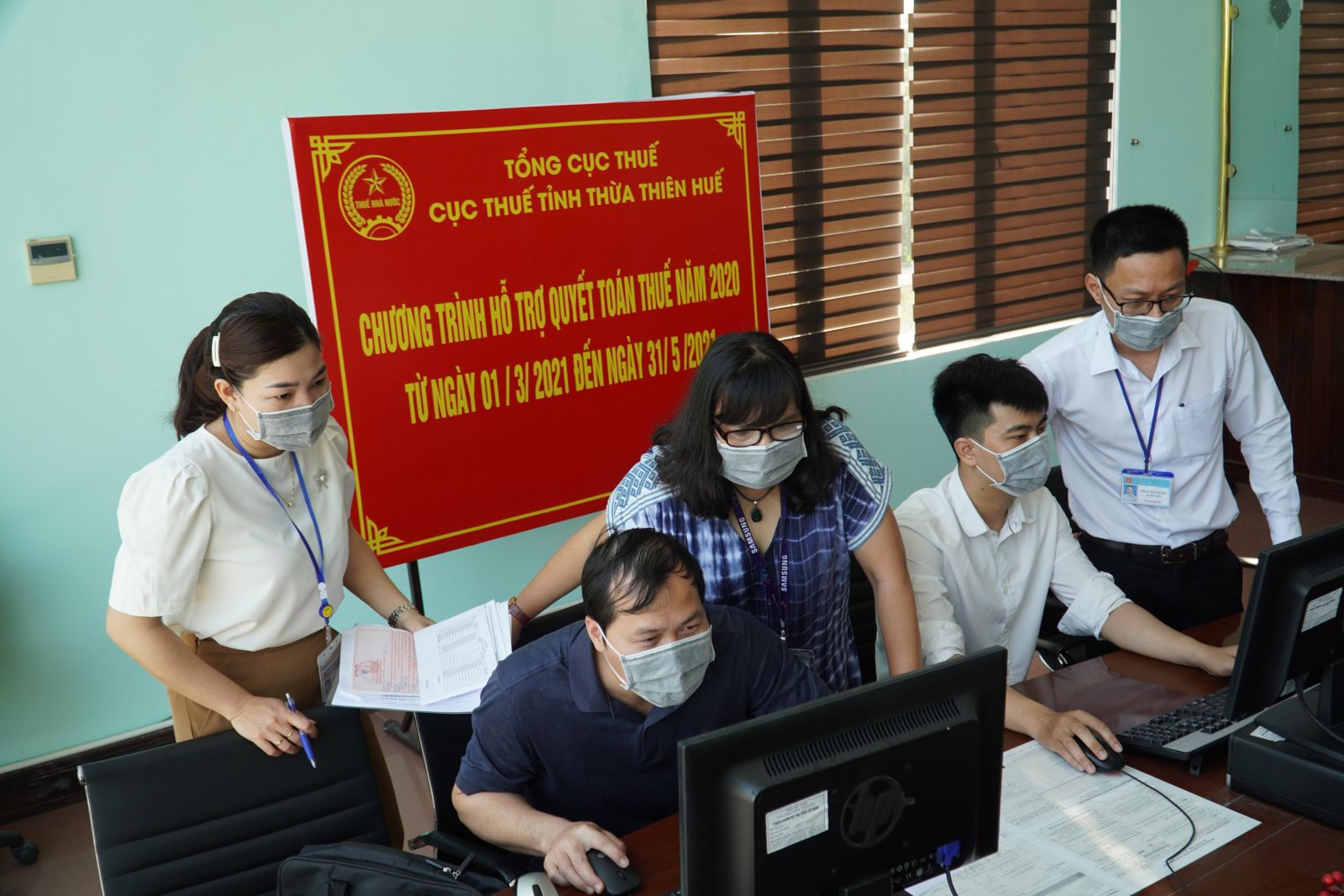 Thu ngân sách Nhà nước đạt hơn 190 dự toán