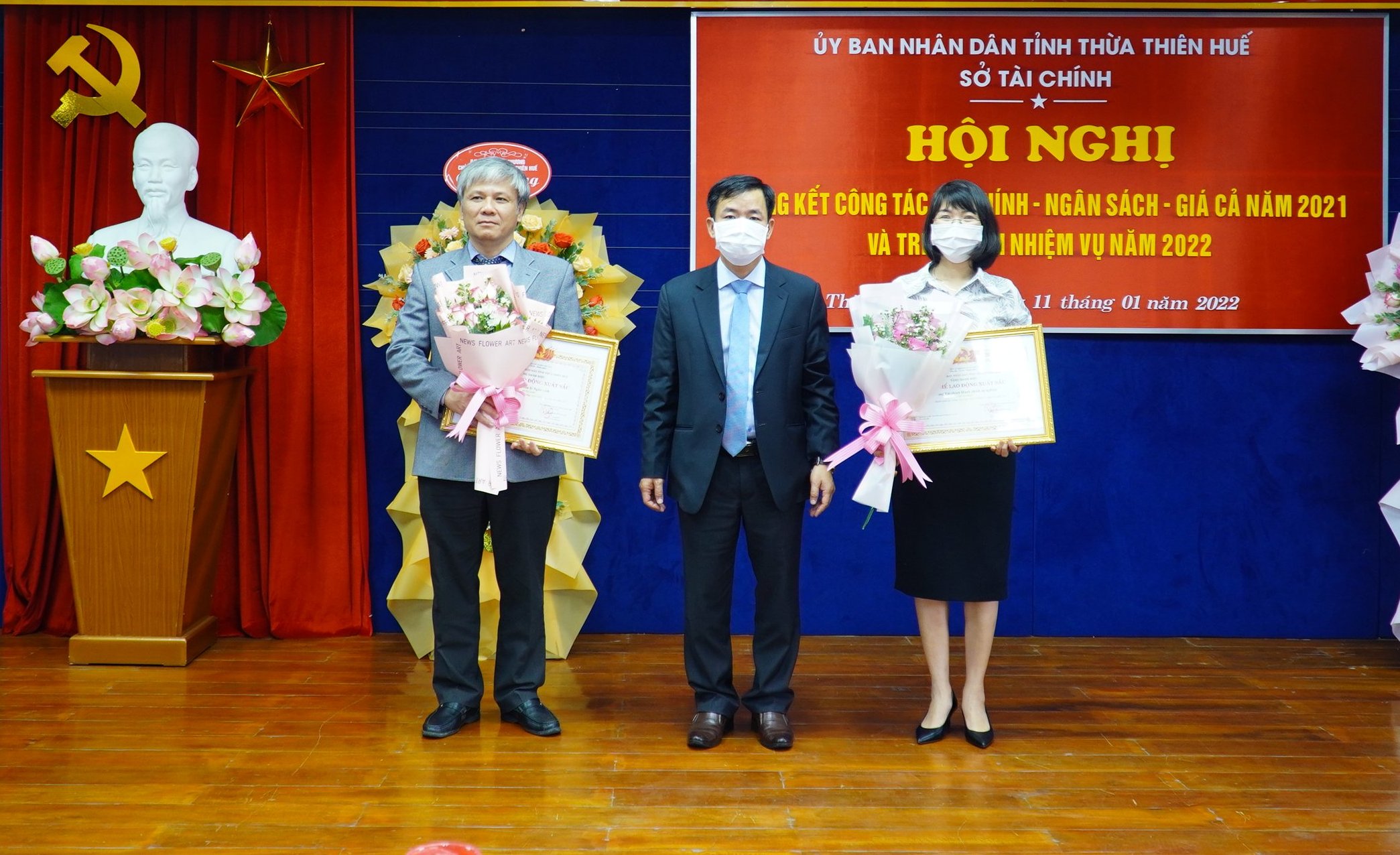 Phấn đấu thu ngân sách năm 2022 đạt 12 000 tỷ đồng