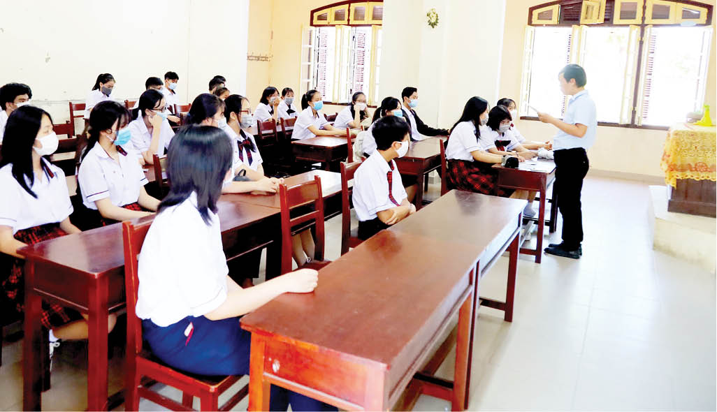 Học sinh cần thích nghi