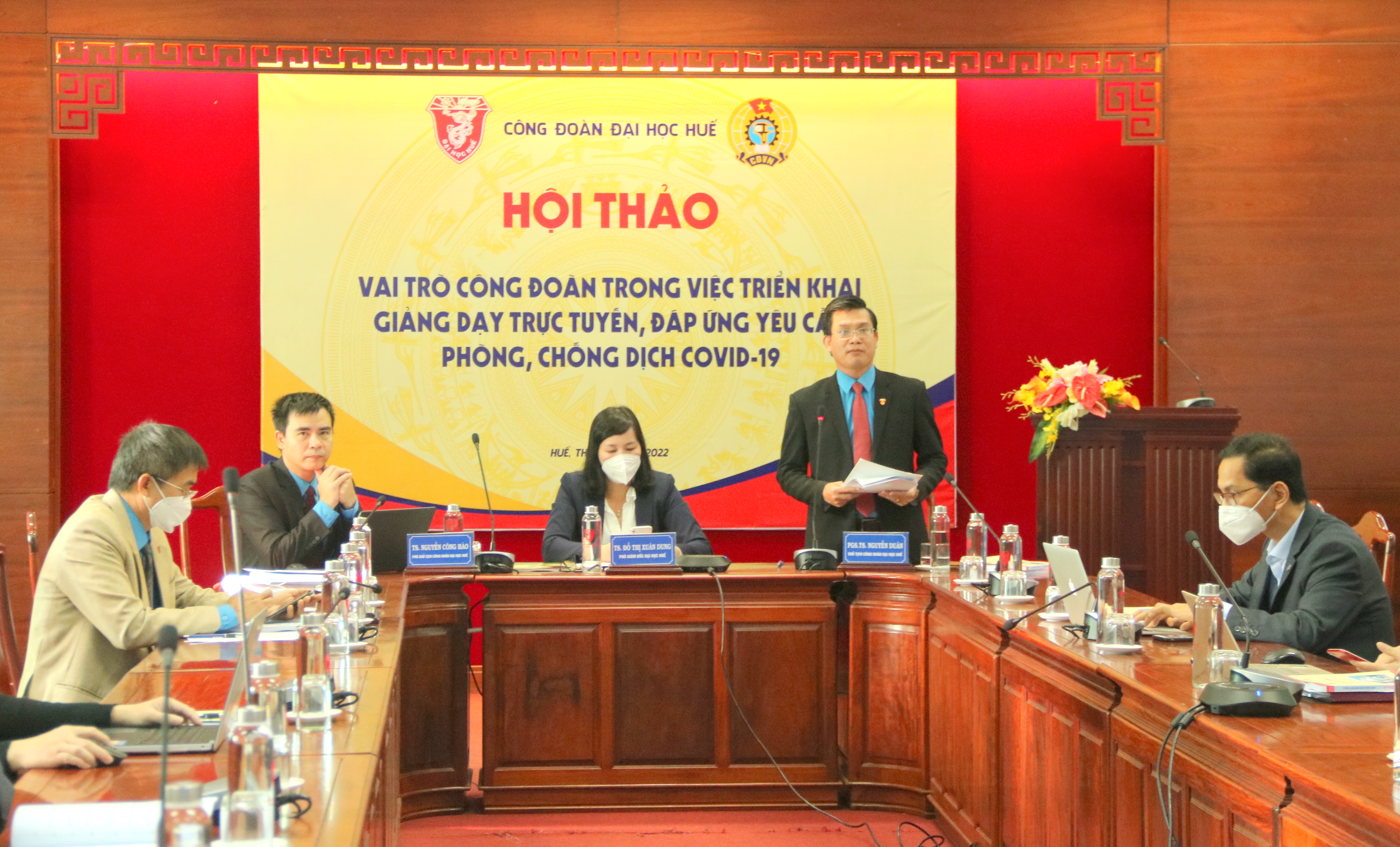 Phát huy vai trò công đoàn trong giảng dạy trực tuyến