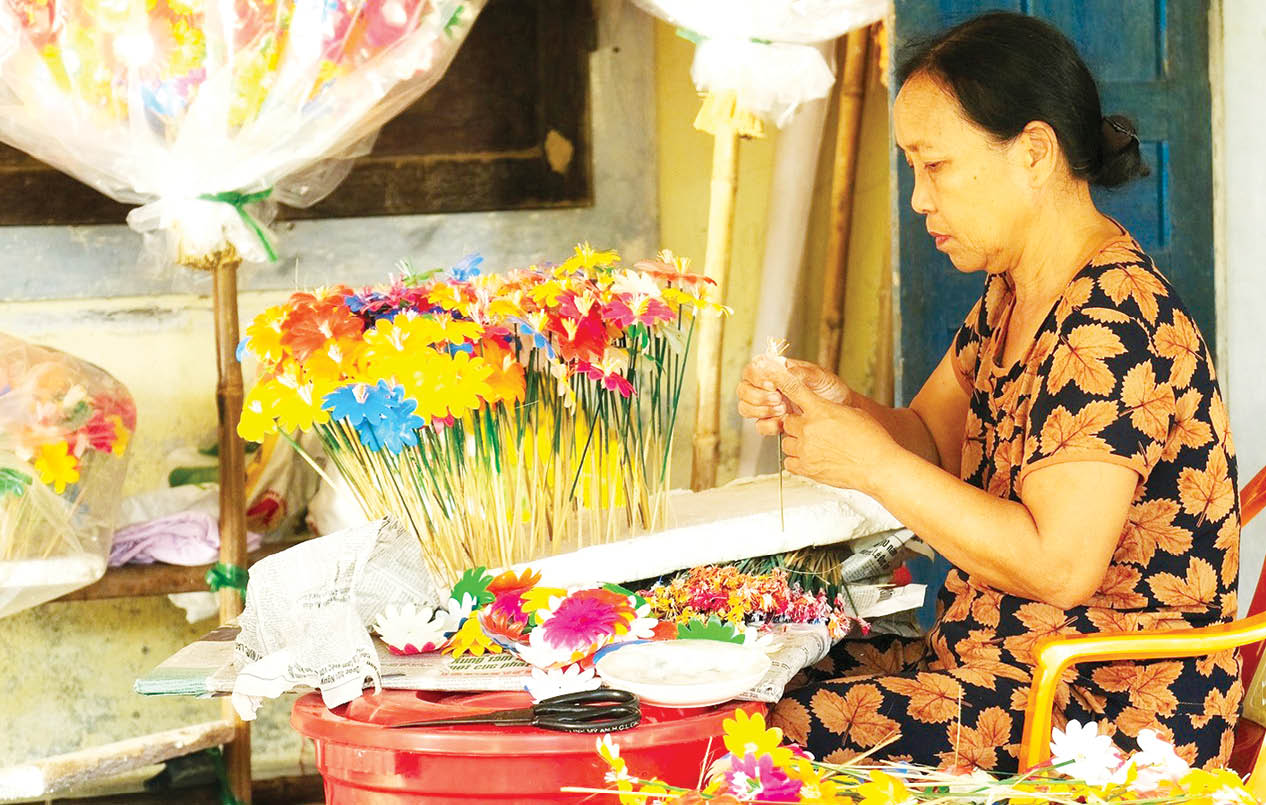 Làng nghề hối hả vào mùa tết