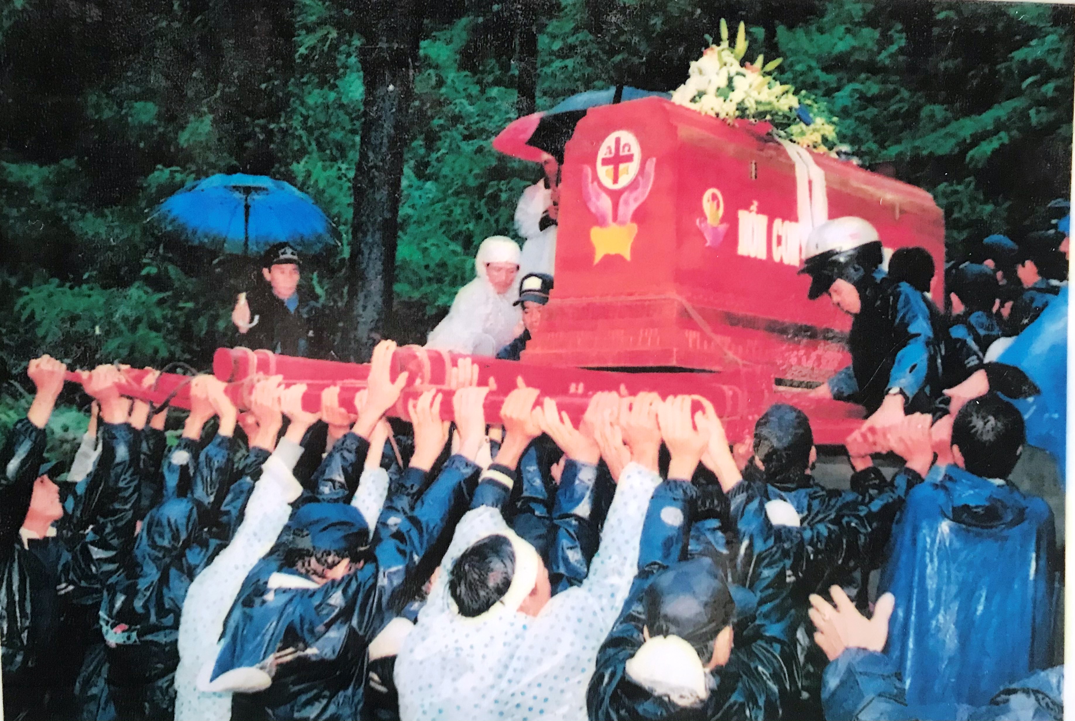 “Chung sự hiếu đạo”, sẻ chia cùng gia đình gặp cảnh sinh ly tử biệt
