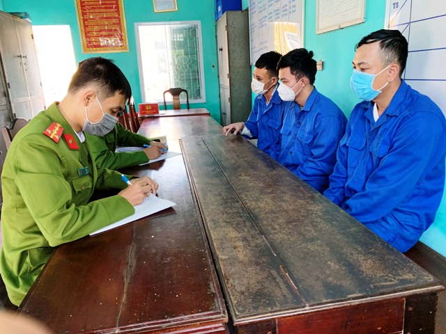 Bắt cóc người để đòi nợ