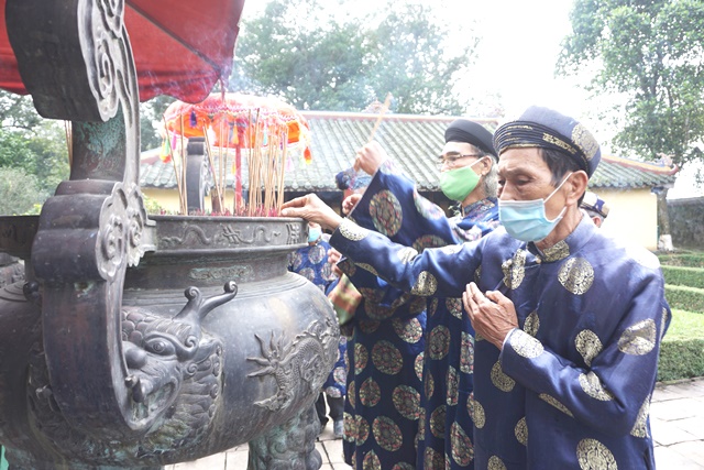 Lễ húy kỵ hoàng đế Gia Long