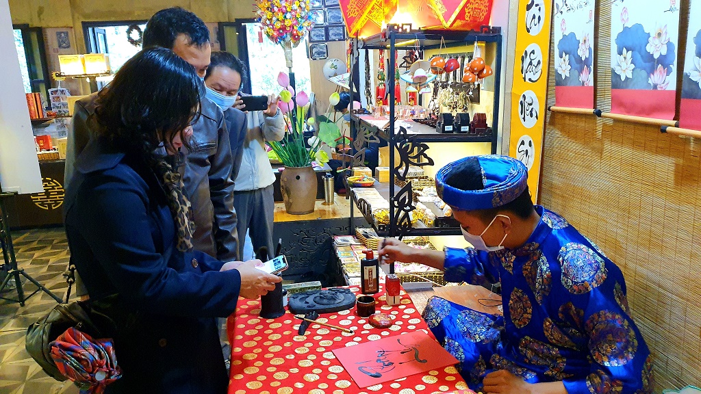 Công nhận điểm du lịch Không gian trưng bày Văn hóa Lục Bộ