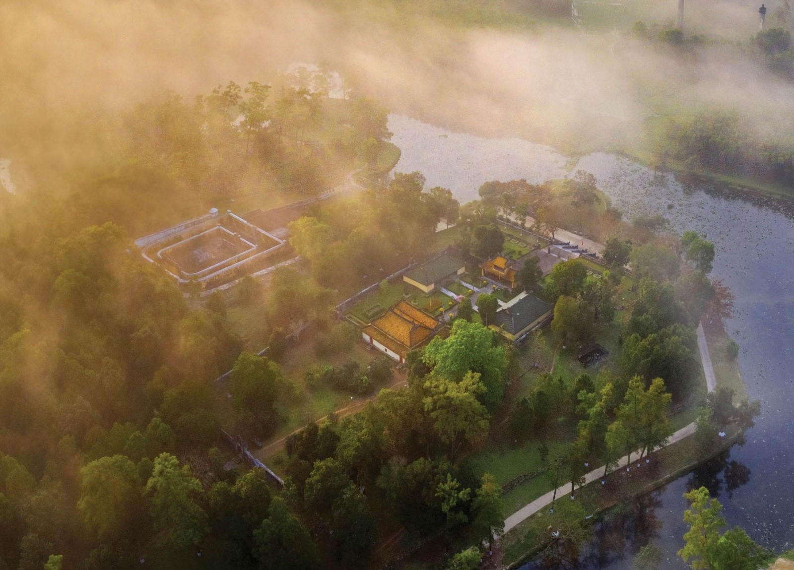 Tiếng lá gọi mùa