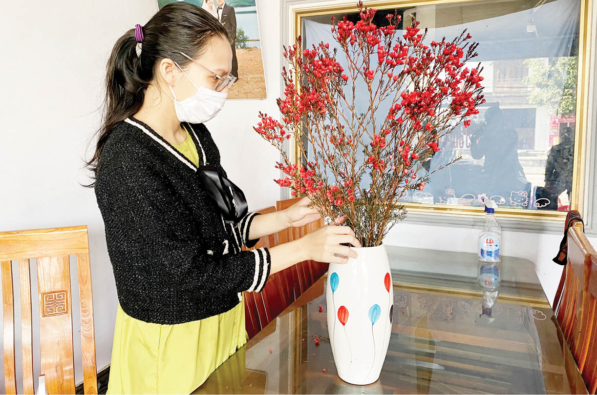 Thú chơi “hoa củi khô” chưng tết