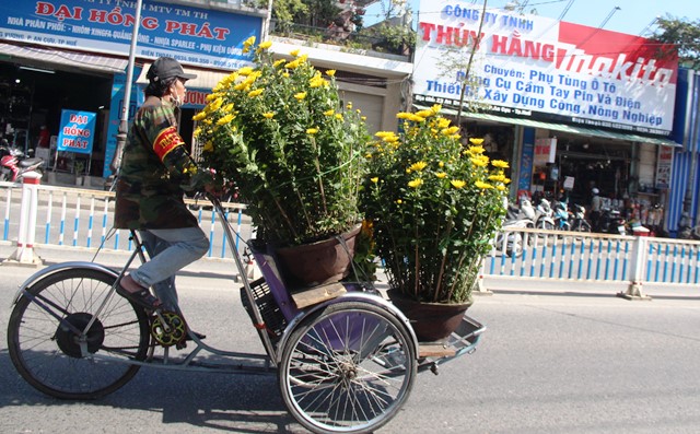Những cuốc xe ôm “cả năm dồn lại dịp Tết”