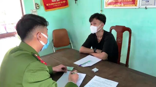 Cố tình đốt pháo nổ trái phép