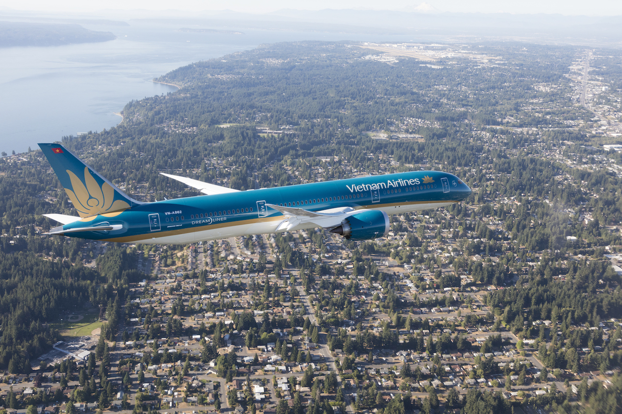 Vietnam Airlines đẩy mạnh hợp tác với các trường đại học