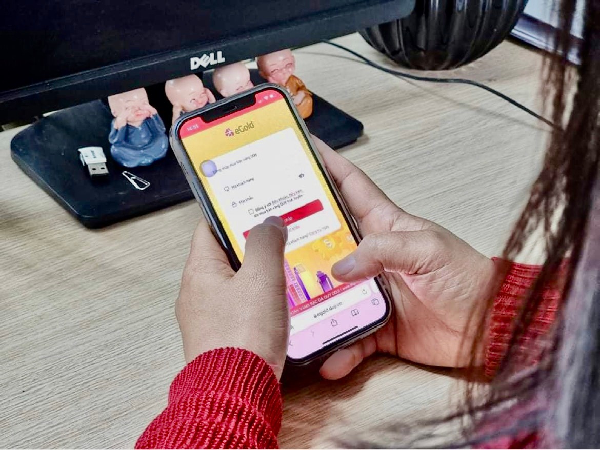 Mua vàng Thần Tài online để tránh dịch COVID-19