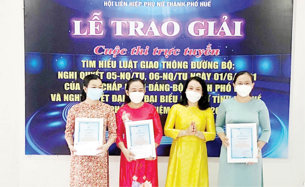 Ứng dụng công nghệ thông tin vào hoạt động phong trào phụ nữ