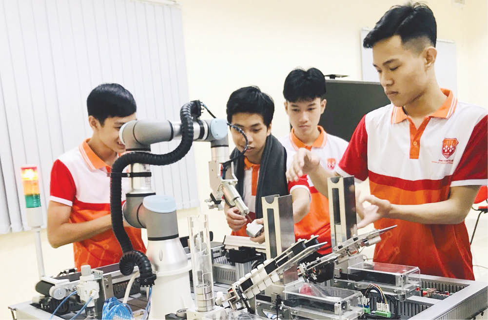 Đơn vị trẻ của Đại học Huế đẩy mạnh hoạt động tuyển sinh