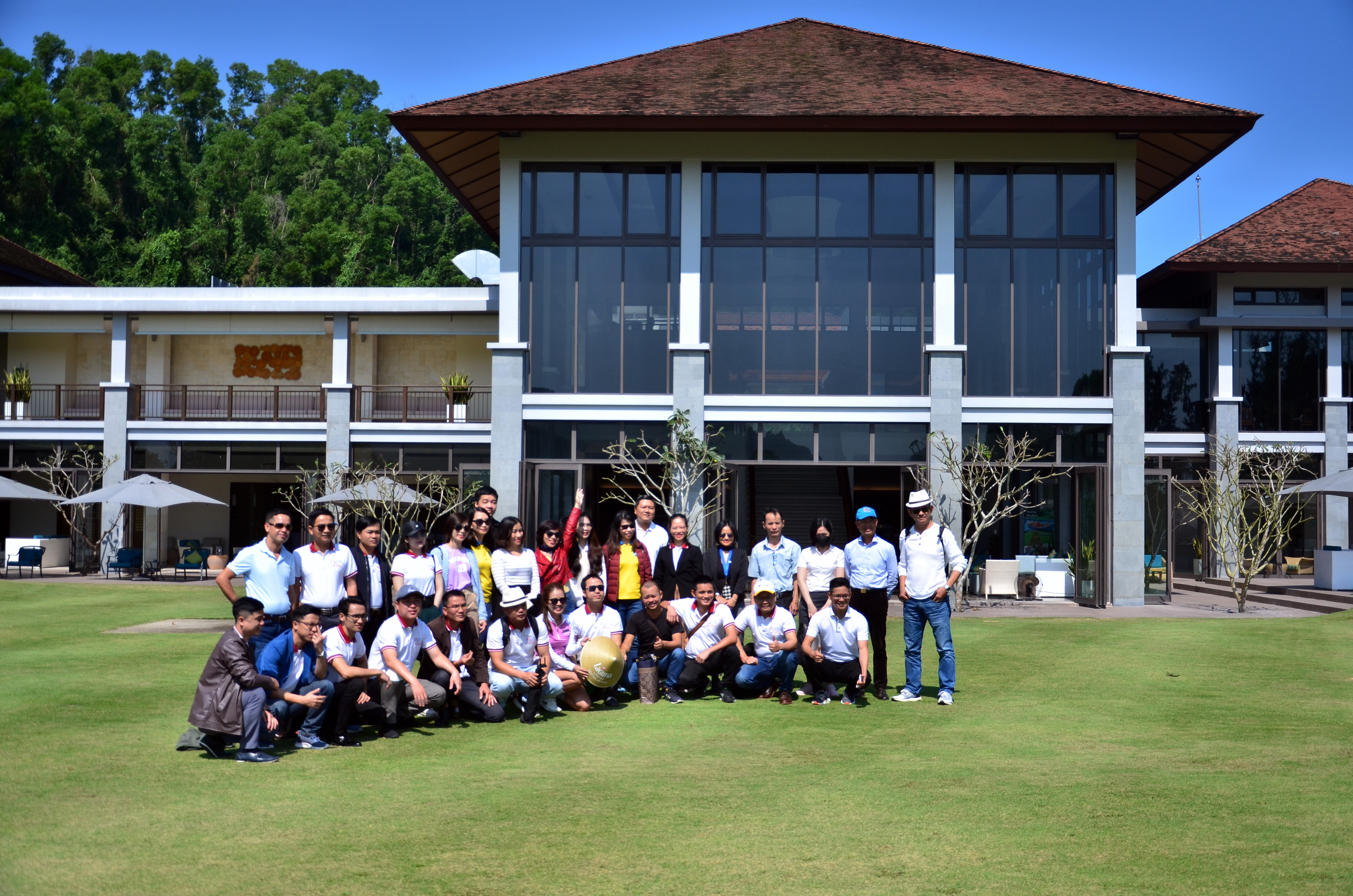 Khảo sát xây dựng tour trong giai đoạn thích ứng