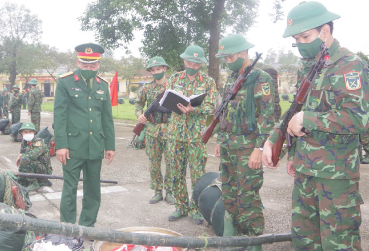 Hoàn thiện thao trường, bãi tập