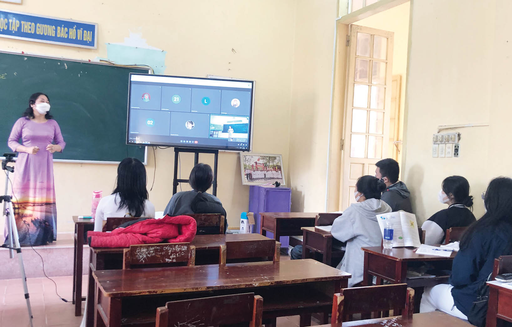 Những lớp học “2 trong 1”