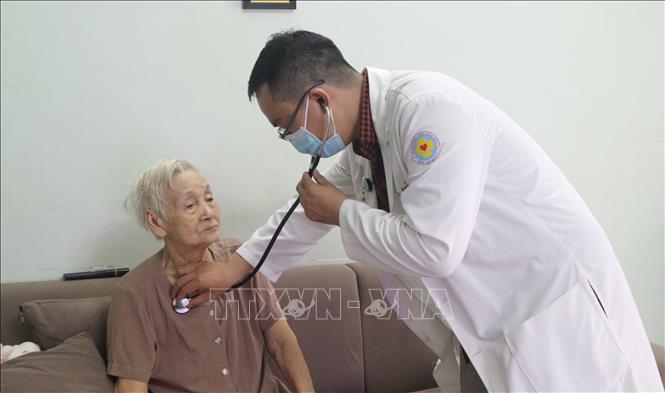 Bổ sung dự án Luật Khám bệnh, chữa bệnh sửa đổi vào Chương trình xây dựng luật, pháp lệnh năm 2022