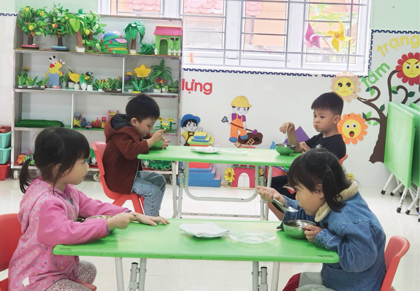 Thận trọng khi tổ chức bán trú cho học sinh tiểu học