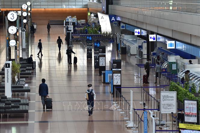 Nhật Bản dự kiến nâng hạn mức cho phép nhập cảnh lên 7 000 người ngày