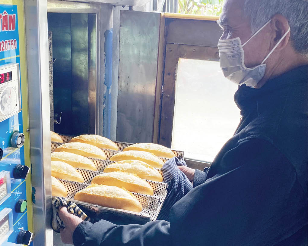 “Săn” món ăn vặt, tìm được ký ức tuổi thơ