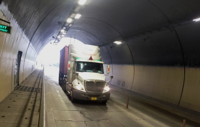 Đóng một làn đường hầm Phước Tượng-Phú Gia phục vụ sửa chữa