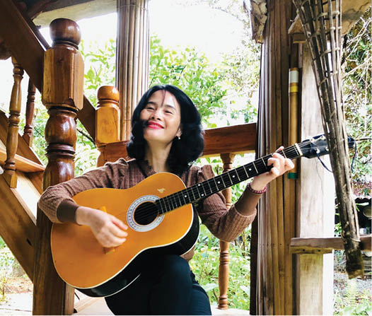 Homestay in A Luoi mountains, sorrows seem to drift away