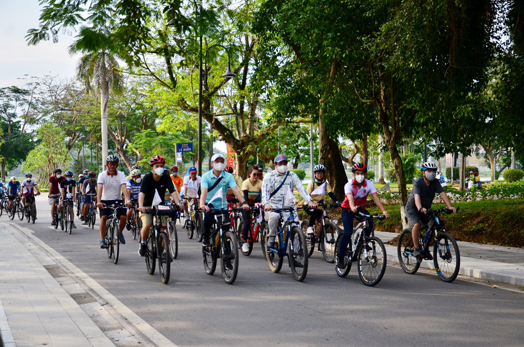 Đạp xe vì du lịch và môi trường