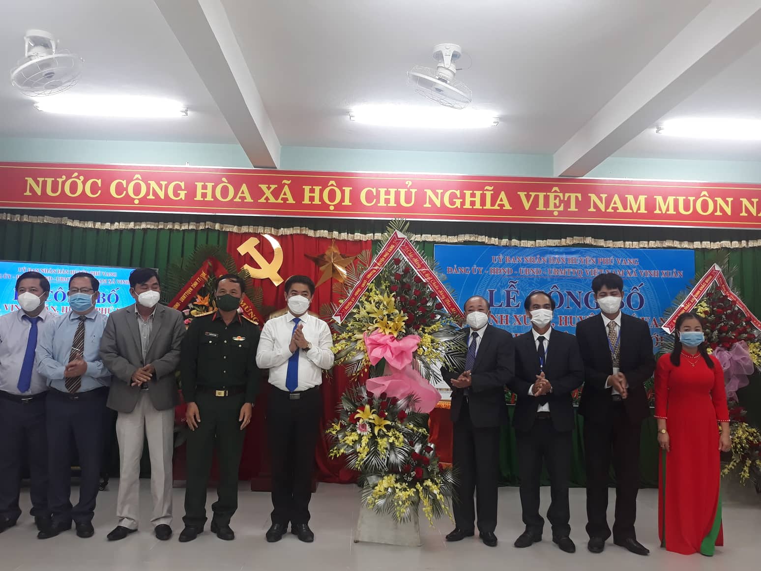 Vinh Xuân đạt chuẩn nông thôn mới