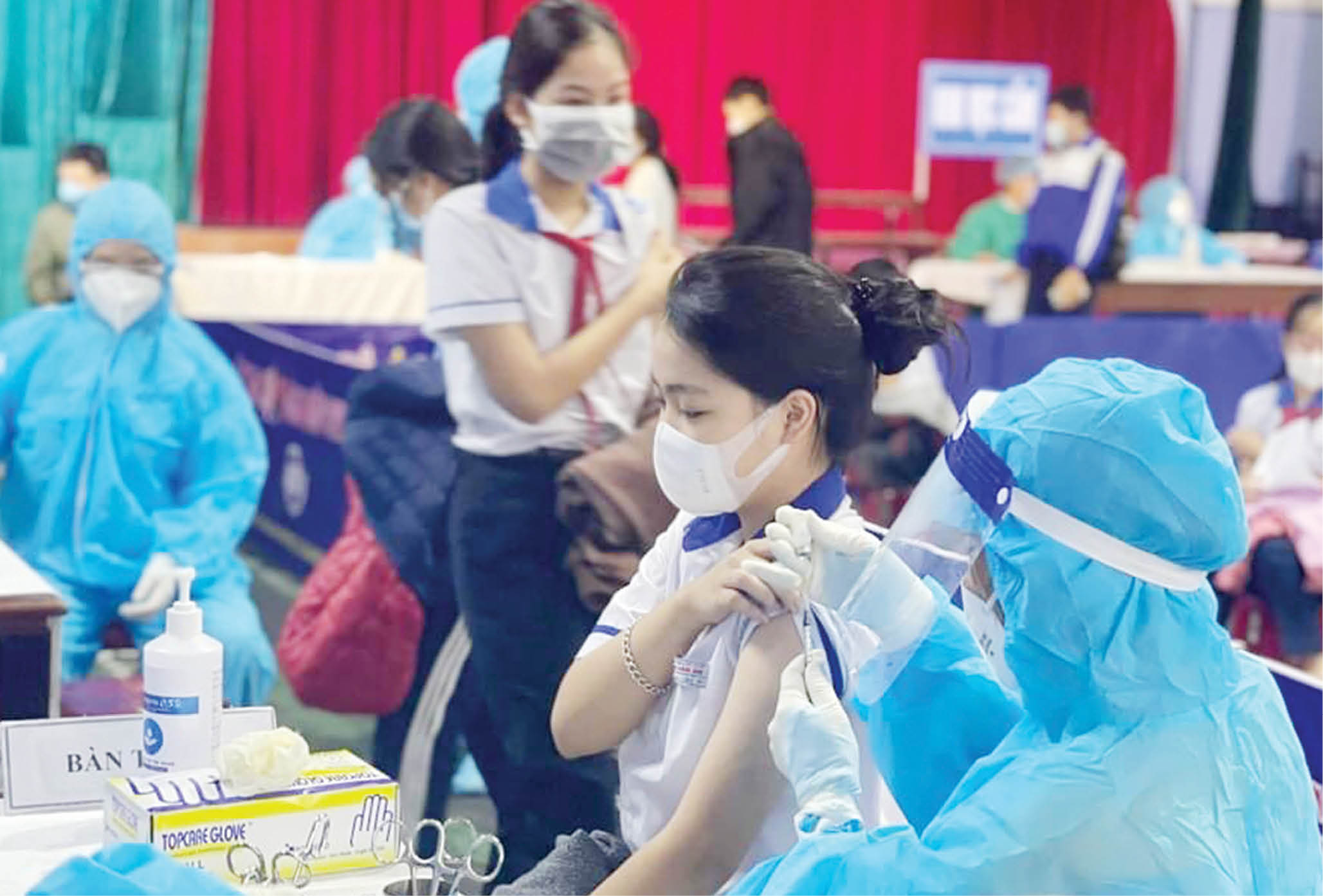 Tháng 4 sẽ tiêm vắc-xin phòng COVID-19 cho trẻ từ 5 - dưới 12 tuổi