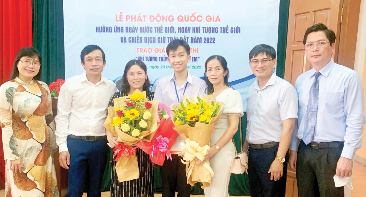 Làm video kêu gọi chống biến đổi khí hậu