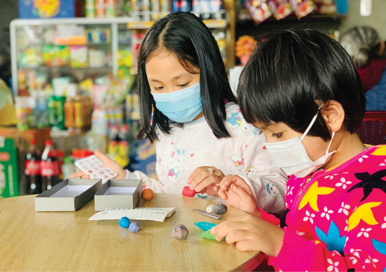 Trẻ F0 ở nhà, lúc nào cần đến cơ sở y tế