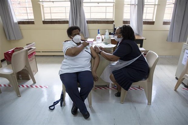 Nguy cơ làn sóng dịch COVID-19 thứ 5 tại Nam Phi do biến thể Deltacron