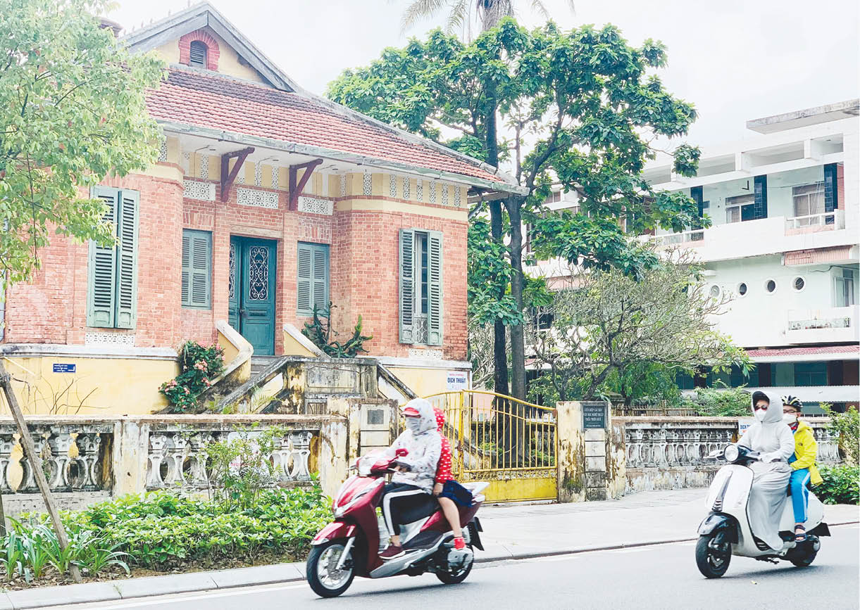 Nhờ “thần đèn” di dời hay xây mới nhà 26 Lê Lợi