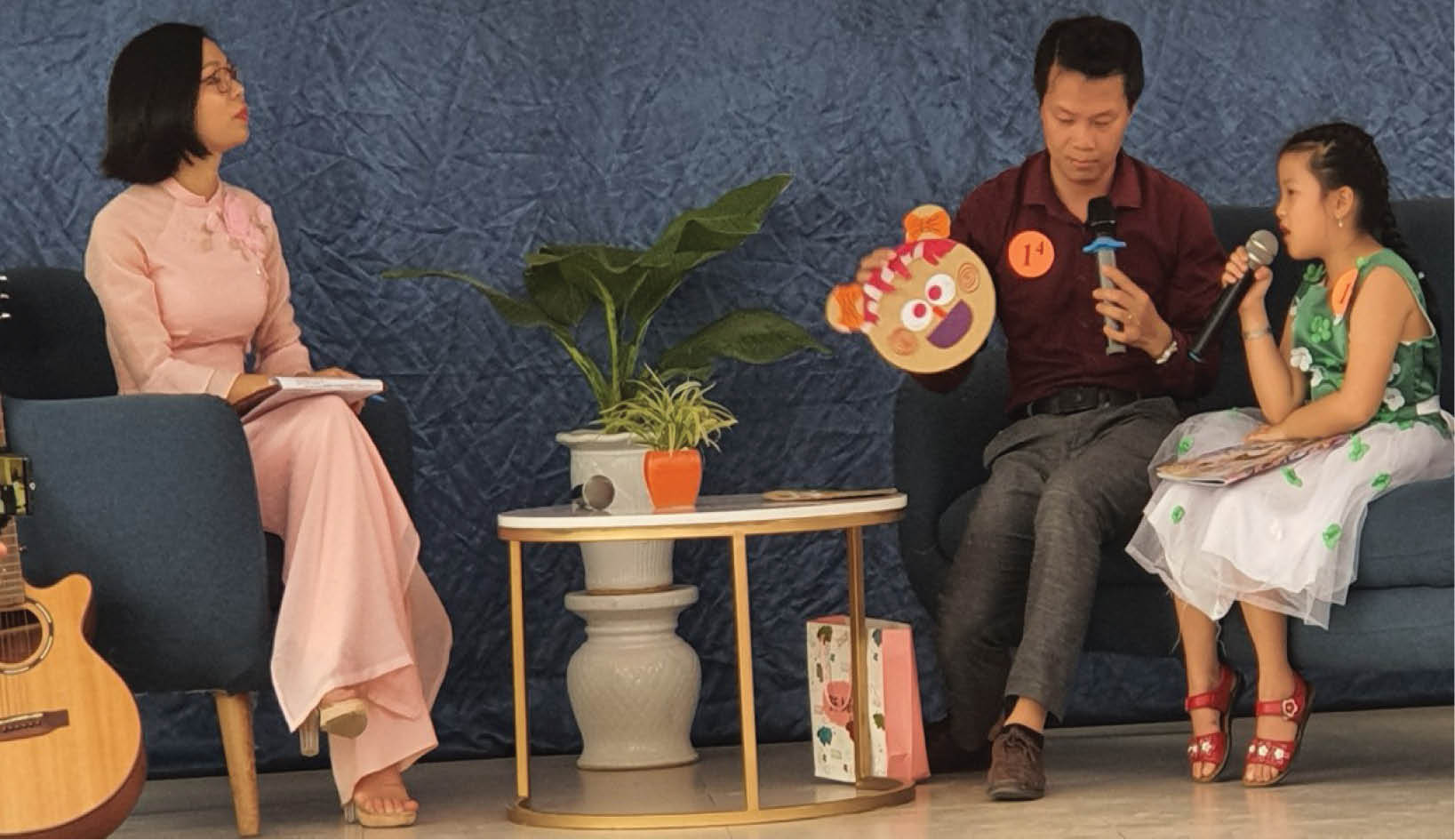 Hạn chế bạo lực học đường Hãy dành thời gian lắng nghe con