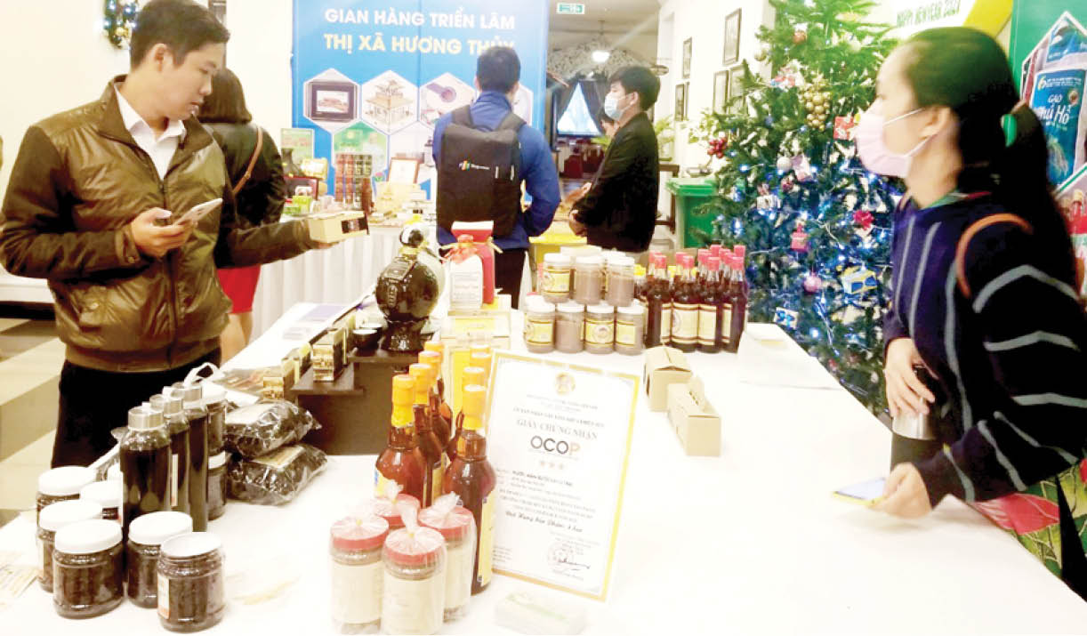 Thúc đẩy tiêu thụ hàng lưu niệm - đặc sản Huế