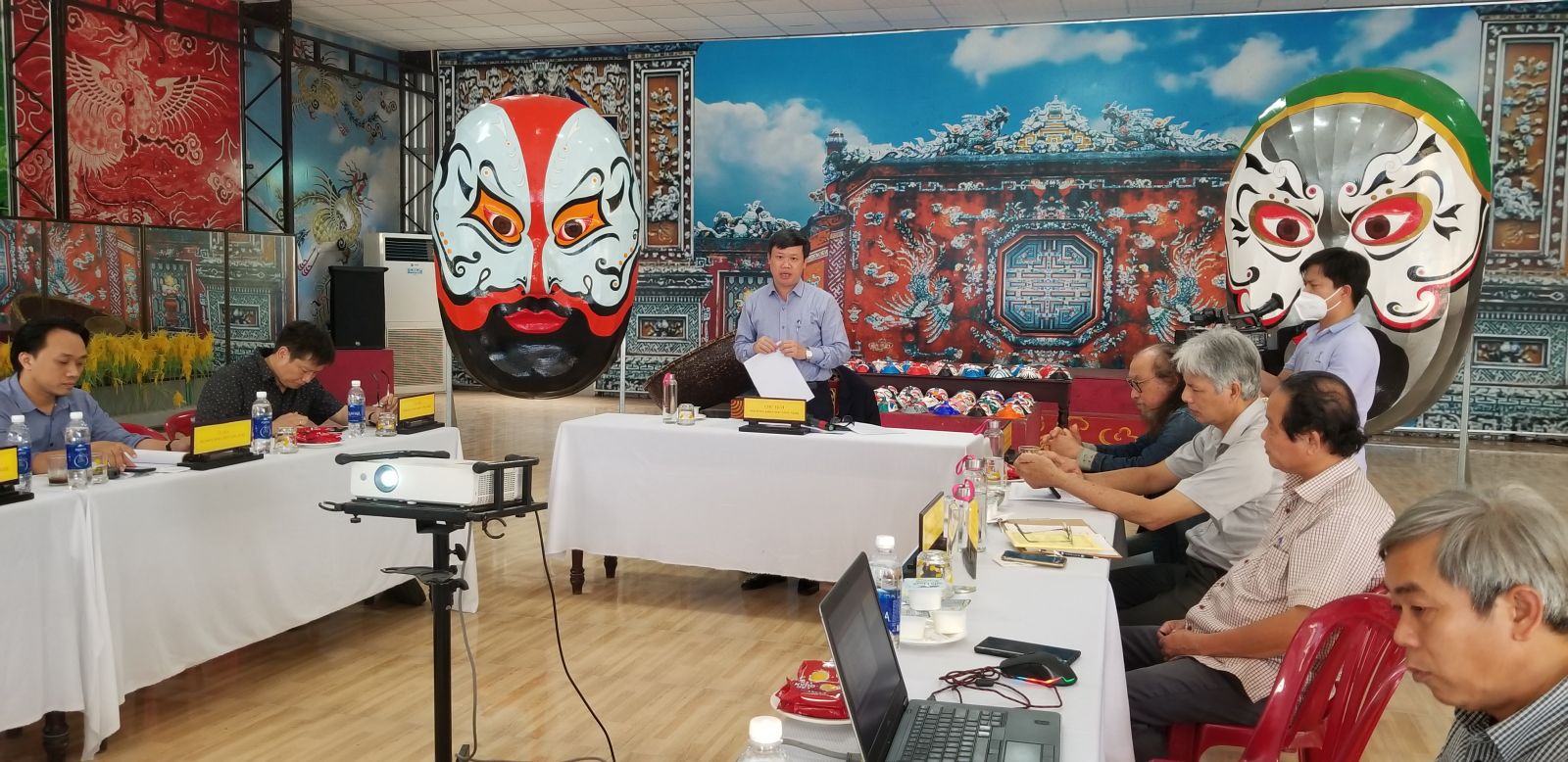 Selecting 52 typical Tuong masks to be samples for production for Hue Festival and souvenir products