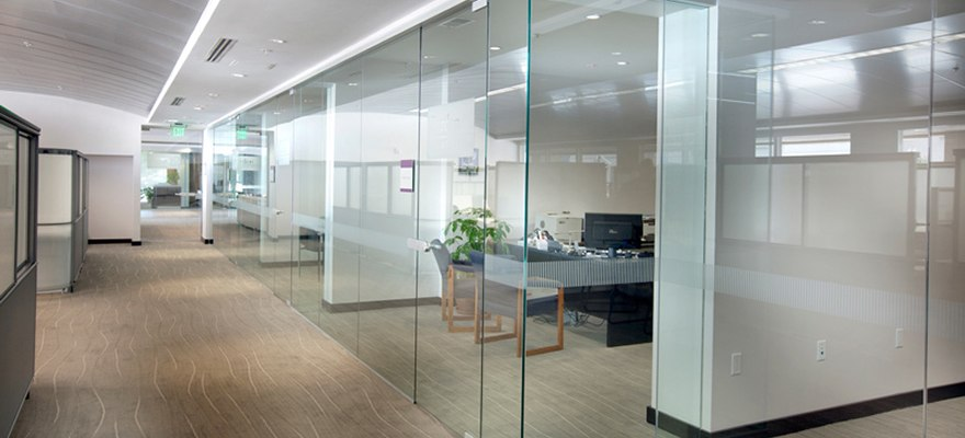 Công ty thi công vách ngăn kính cường lực tại Bình Dương uy tín