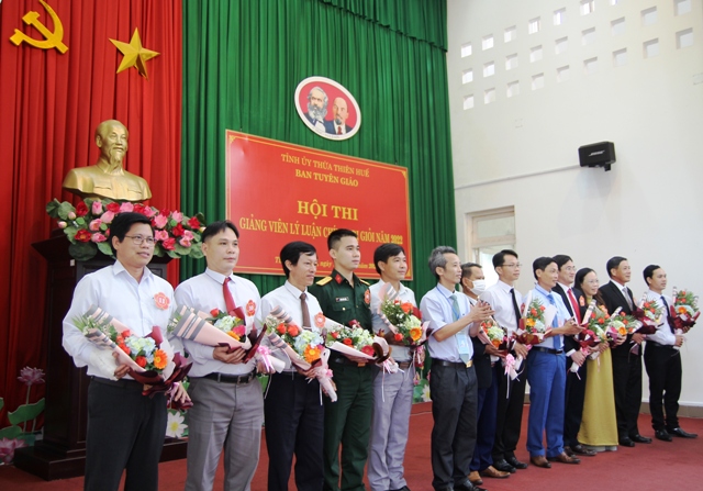 Hội thi giảng viên lý luận chính trị giỏi năm 2022