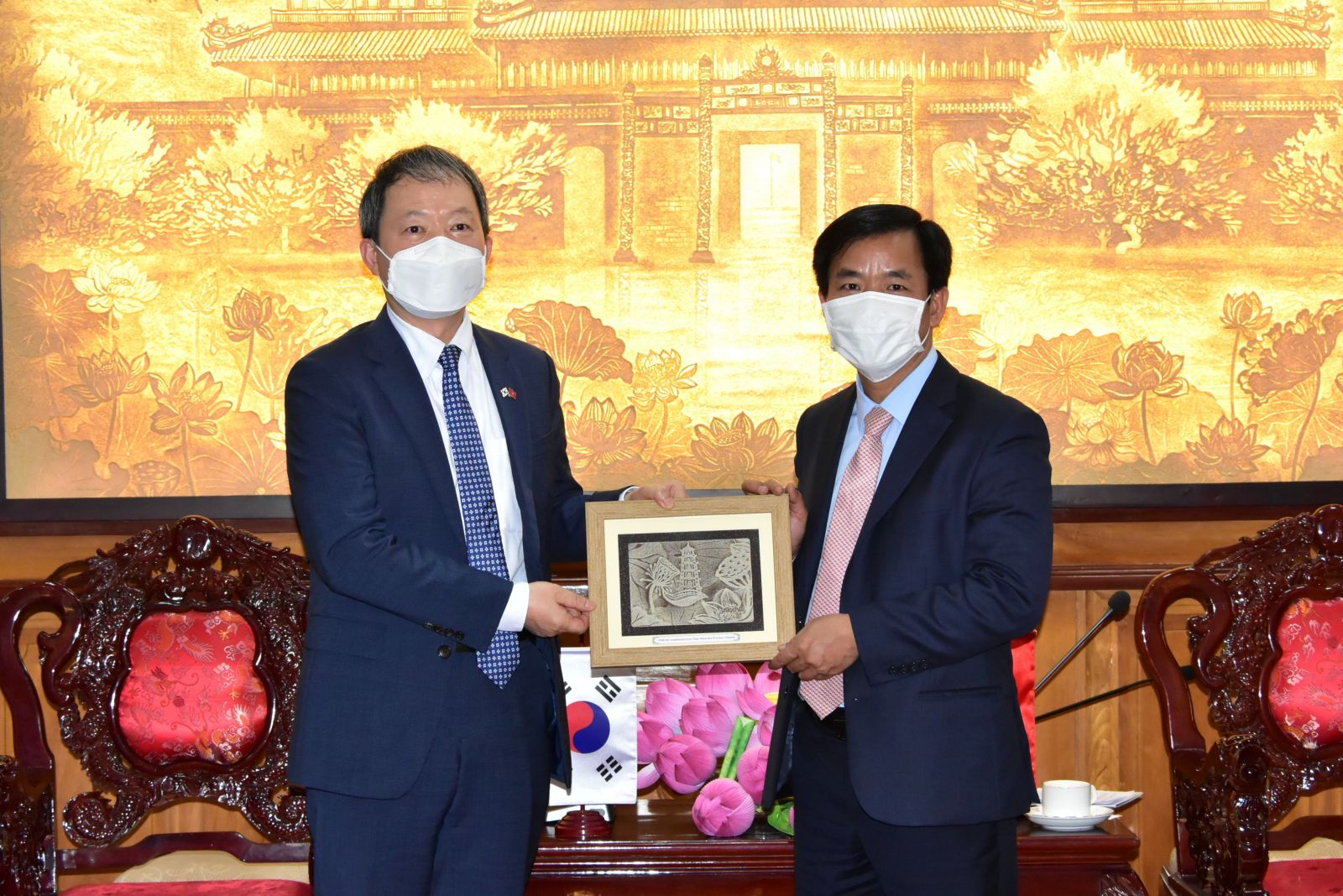 Connecting to take investors to Hue