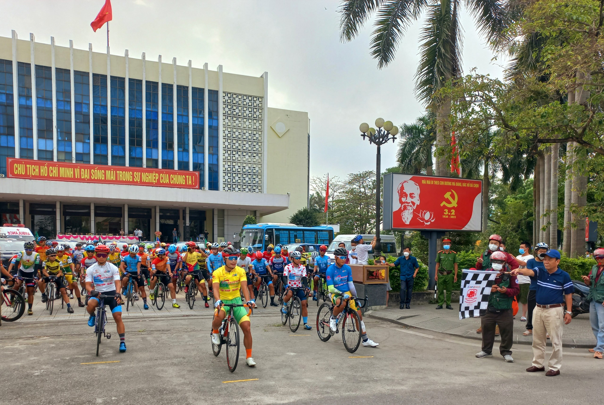 Gian nan thử sức anh tài