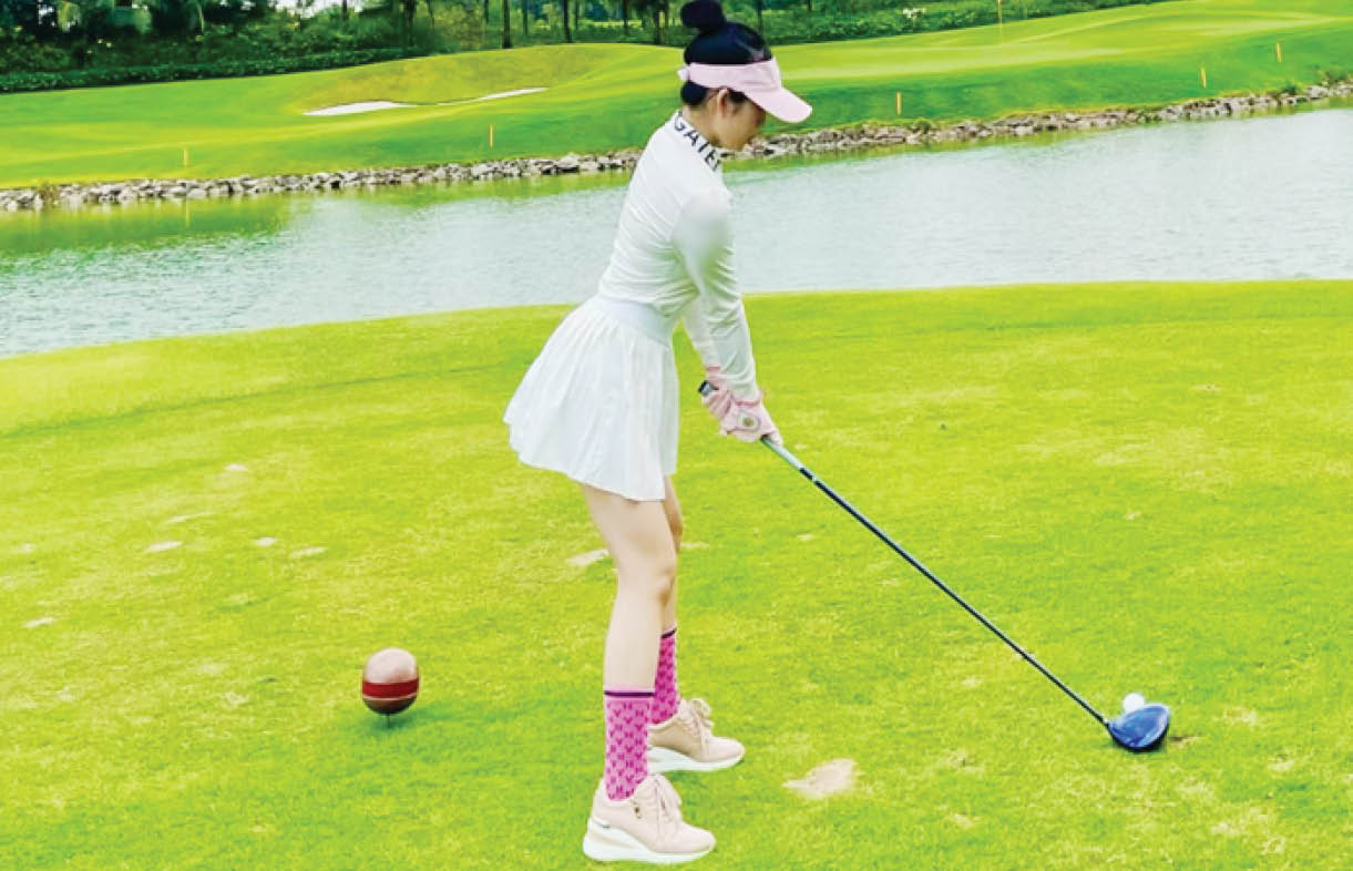 Những cô nàng năng động mê golf