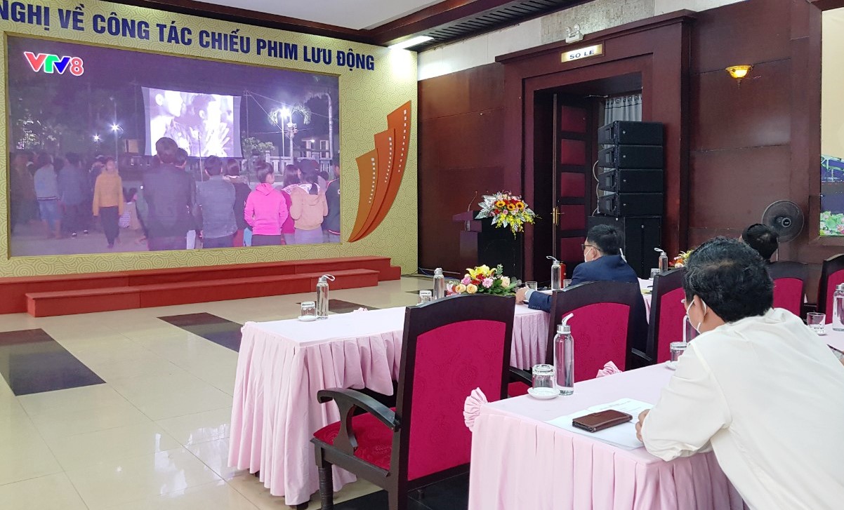 Gần 500 buổi chiếu phim lưu động mỗi năm