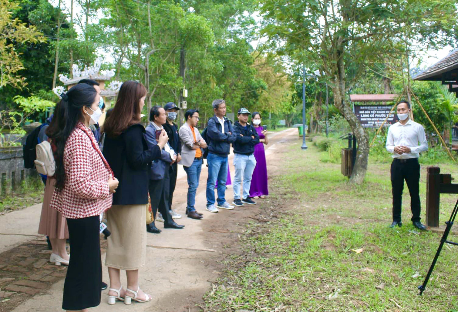 Khảo sát các tuyến điểm du lịch ở Phong Điền