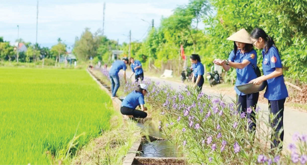 Tập hợp thanh niên bằng những hoạt động ý nghĩa