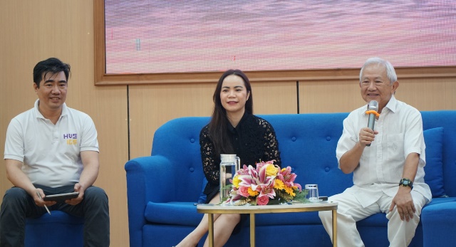 Từ sách đến câu chuyện thực tế