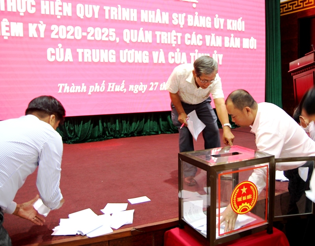 Thực hiện quy trình nhân sự Đảng ủy Khối Cơ quan và Doanh nghiệp tỉnh