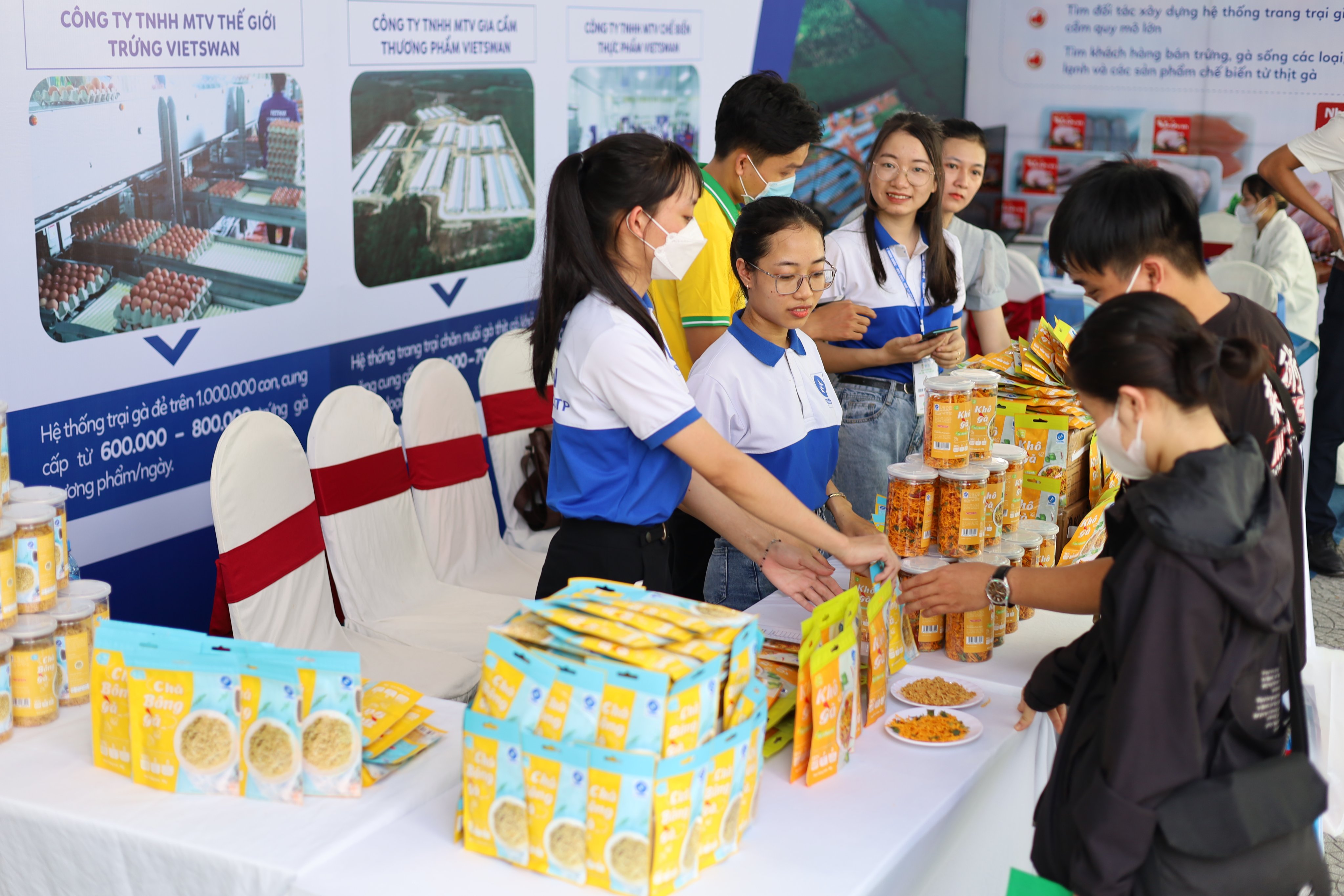 “Chăn nuôi Thú y thích ứng với bối cảnh mới Thách thức lớn, cơ hội lớn”