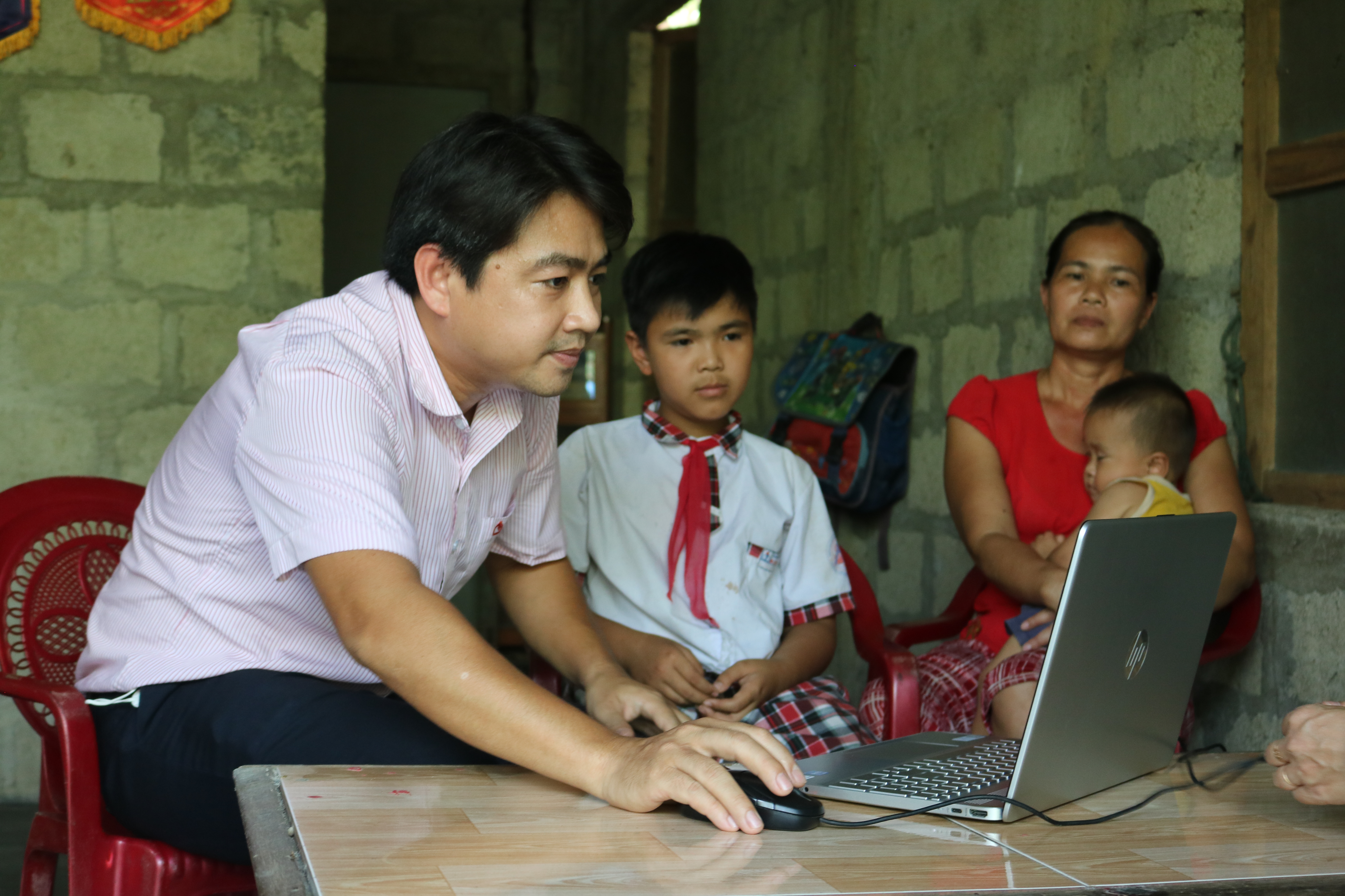 Thúc đẩy giải ngân vốn khôi phục và phát triển kinh tế