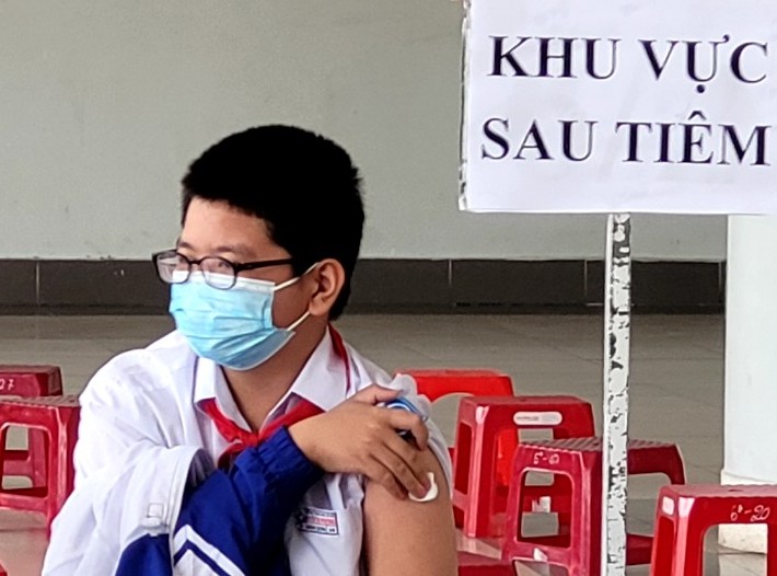Tăng tốc tiêm vắc-xin phòng COVID-19 xuyên lễ 30 4-1 5