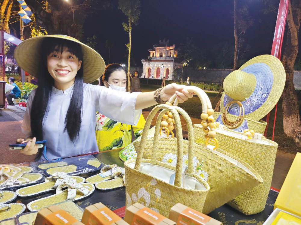 Kích cầu phát triển